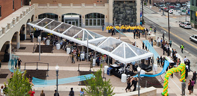 An aerial photo of the opening of the urban park at the corner of Wood Street and the Boulevard of the Allies