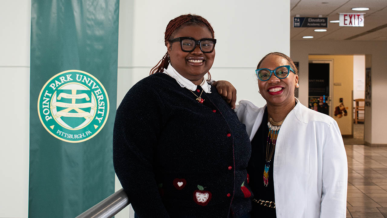 Pictured are Meadow Fuller '25 and Tahirah Walker, Ph.D., assistant professor. Photo by Angelina Caceres '28.