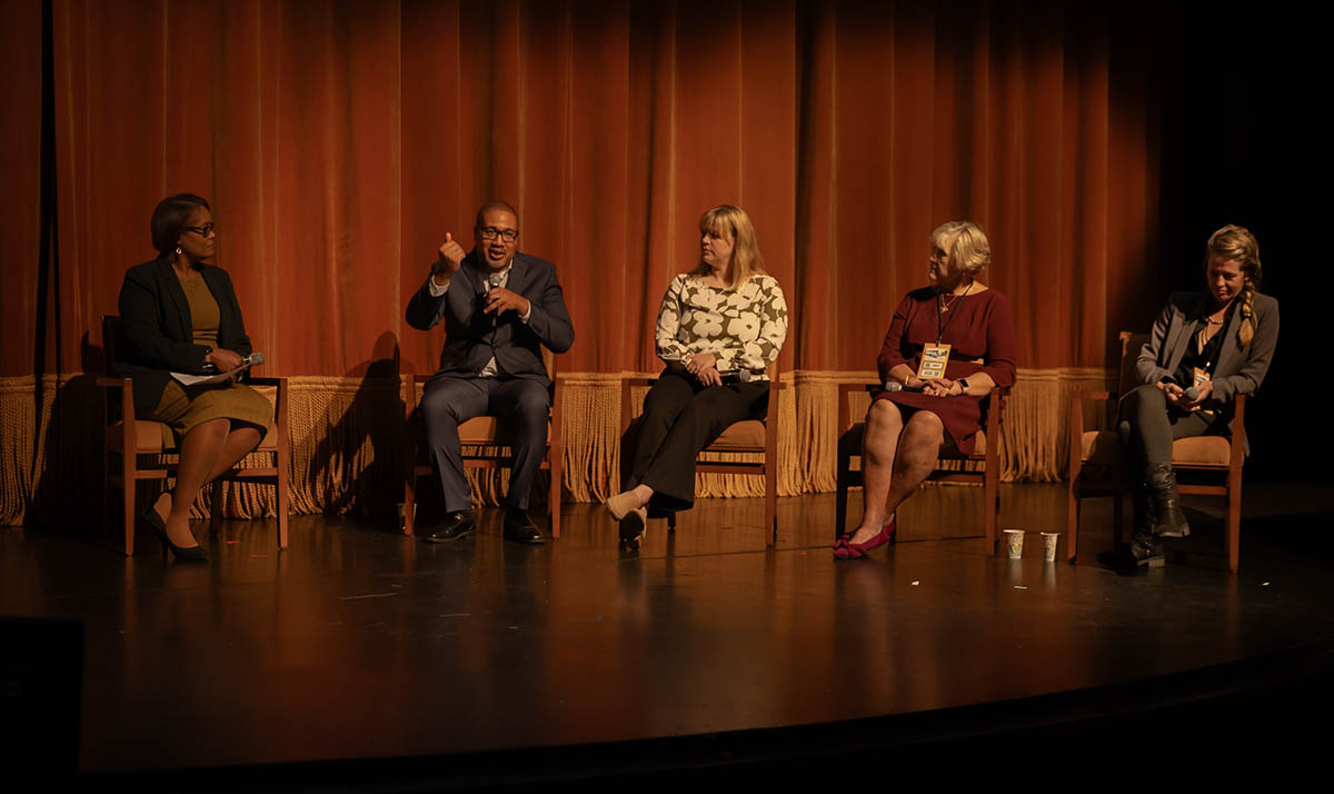 Panelists discuss "Diverse Communities Need Stronger Newsroom Support."