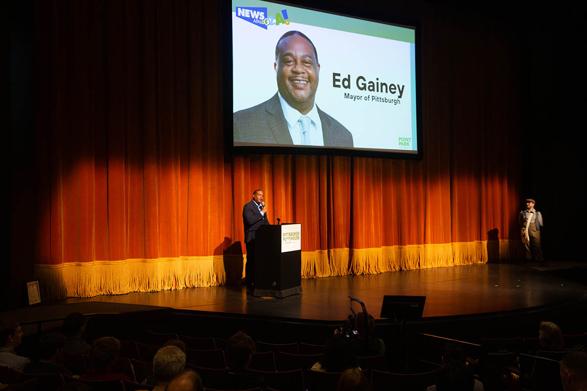 Mayor Ed Gainey speaks to attendees.